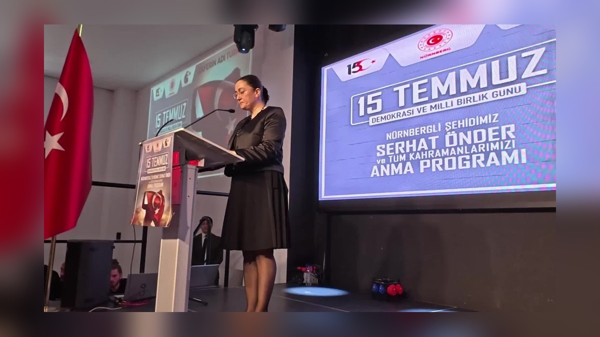 Fürth'te 15 Temmuz Anma Töreni: Şehit Serhat Önder Anıldı