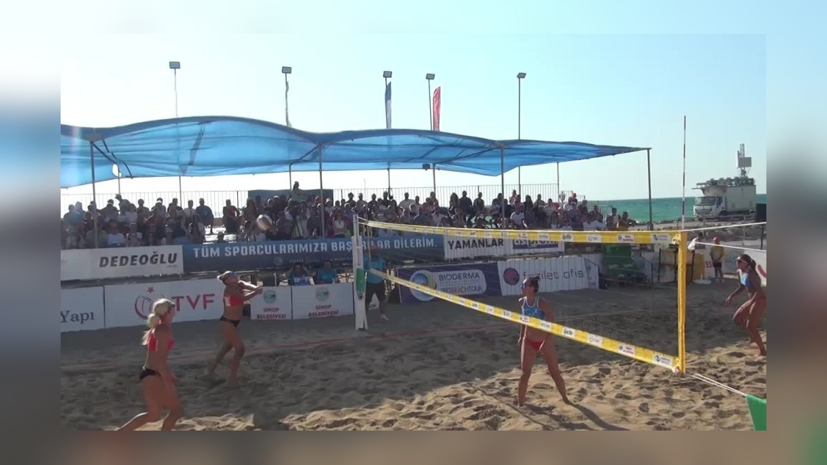 Sinop'ta Voleybol Turnuvası Sonuçlandı: Şampiyonlar belli oldu