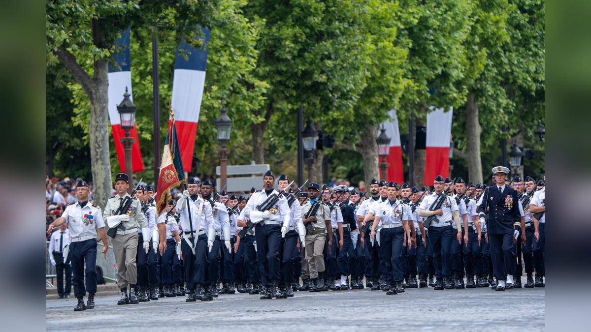 Paris'te Bastille Günü kutlamaları