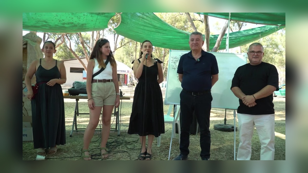 Pamucak'ta Özgür Üniversite Hareketi Yaz Kampı başladı