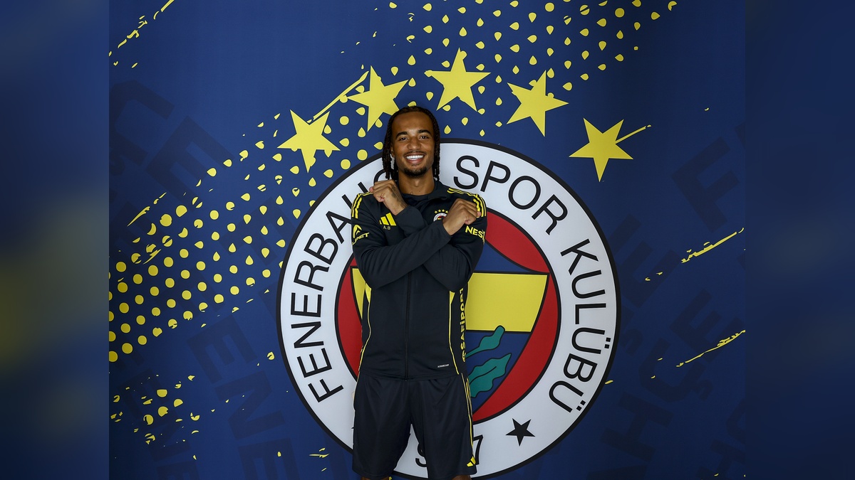 Archie Brown: Fenerbahçe'de harika günler geçiriyorum