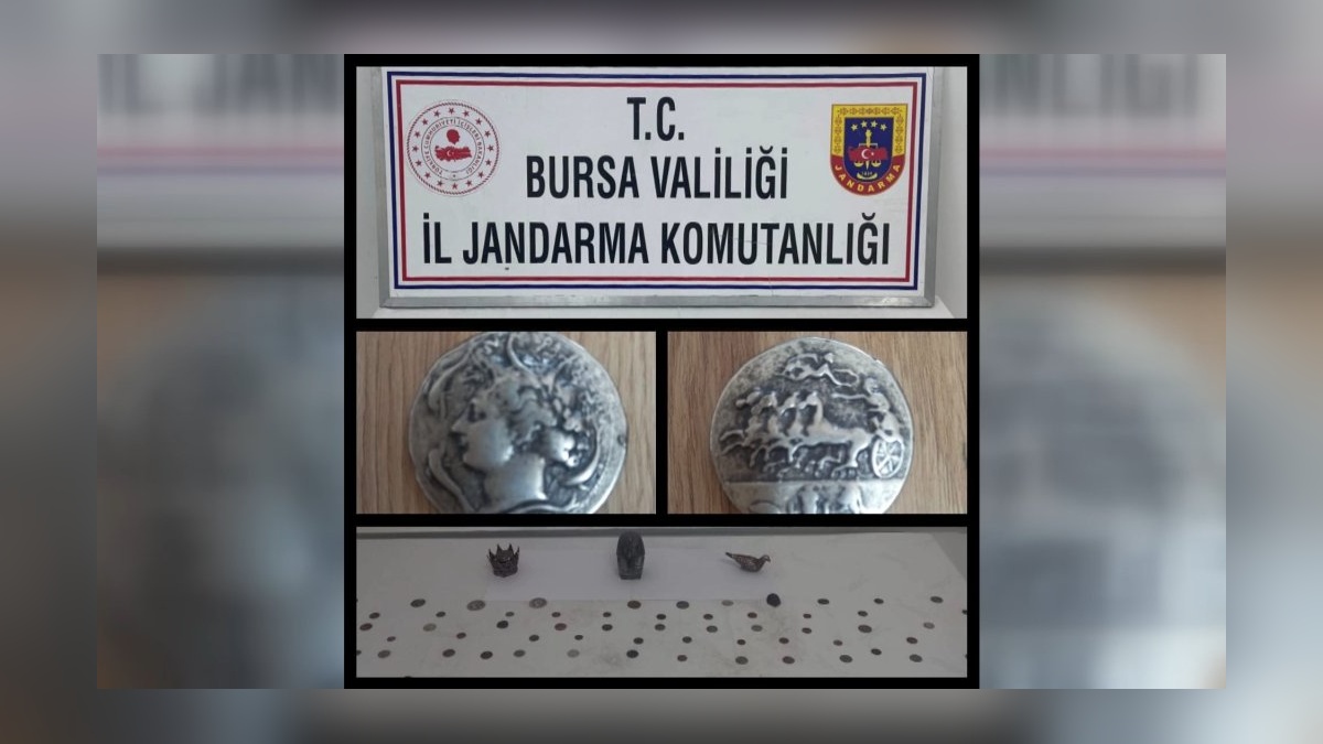 Mudanya'da tarihi eser kaçakçıları yakalandı: 125 sikke ve 3 obje ele geçirildi