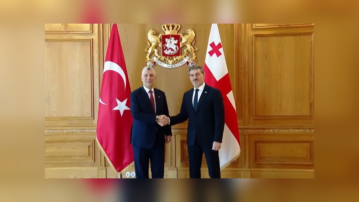 Bolat, Tiflis'te Kavelaşvili ile görüştü