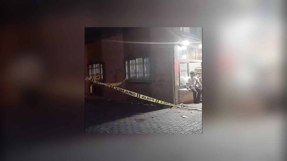 Adana'da sokak ortasında bıçaklama: Hakan A.'nın hayati tehlikesi sürüyor