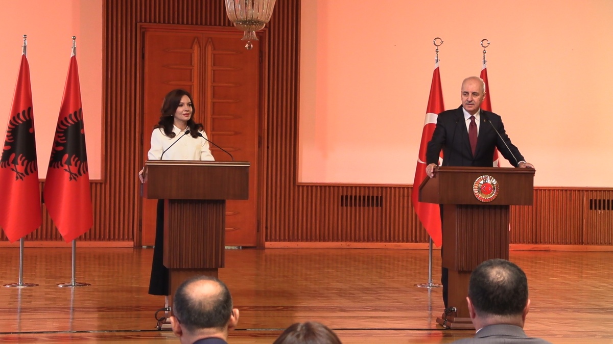 Kurtulmuş: İsrail'in Suriye saldırıları kabul edilemez