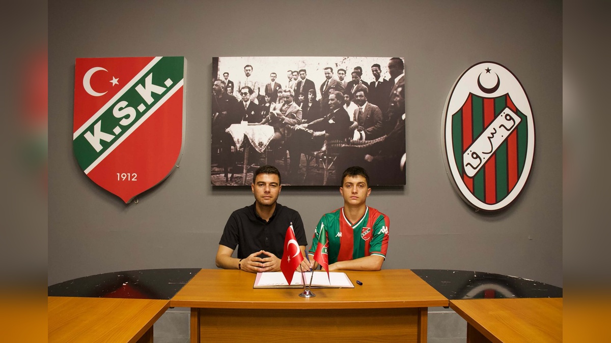 Karşıyaka, Berat Şahin ve Selim Demirci ile sözleşme imzaladı