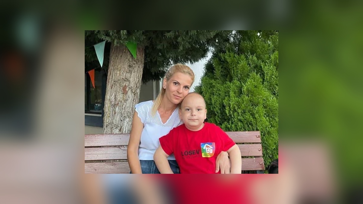 Depremzede anne, oğlunun kemik kanseri tedavisine odaklandı: Kendi tedavisini yarıda bıraktı