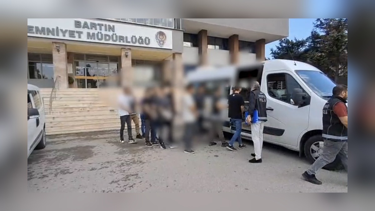 Bartın'da uyuşturucu operasyonu: 8 şüpheli tutuklandı