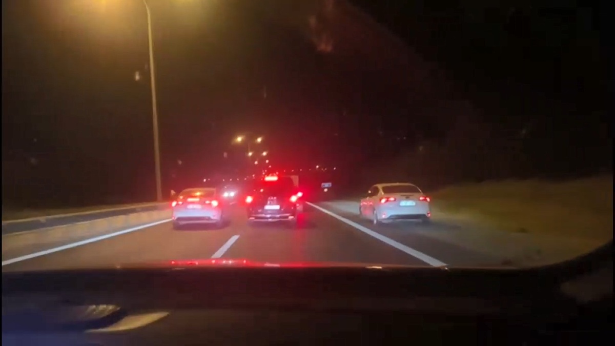 İstanbul'da 117 kaçak göçmen yakalandı: 10 şüpheli tutuklandı