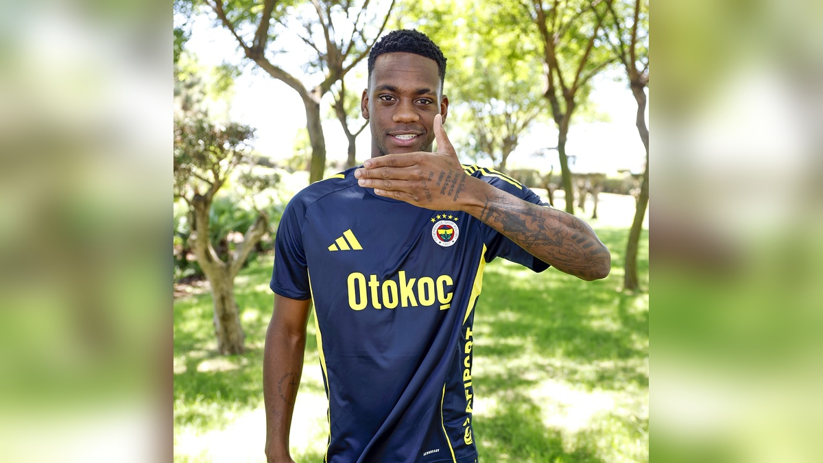 Jhon Duran: Fenerbahçe'ye gelmek için çok mutluyum