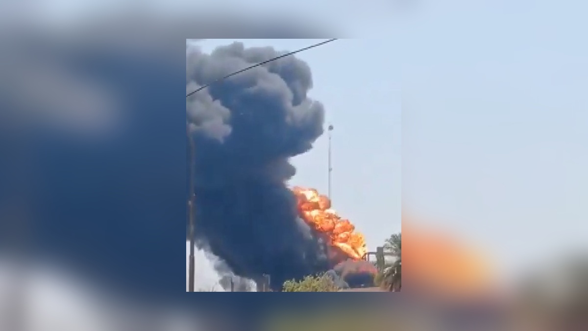 Abadan'da petrol rafinerisi yangını: 1 ölü