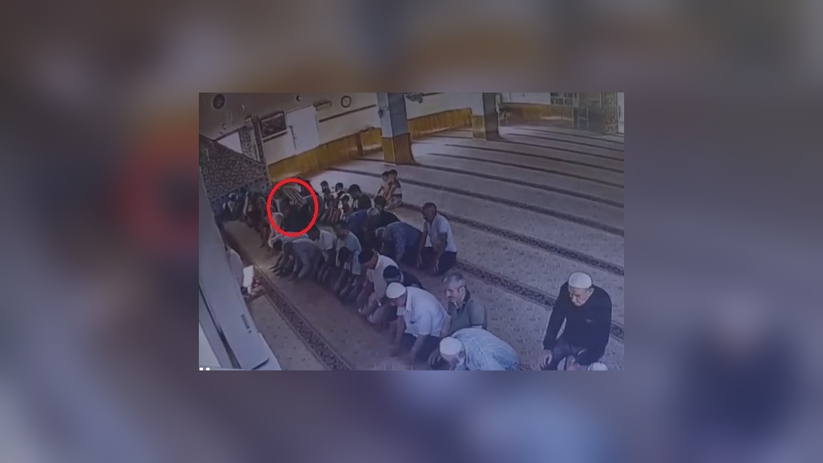 Kayseri'de cami önünde bıçaklı saldırı: 1 ölü