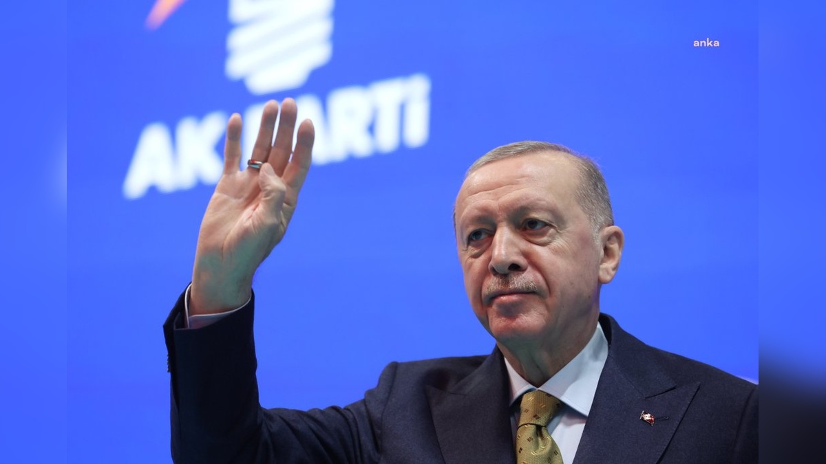 Erdoğan: Kıbrıs Türk halkının 20 Temmuz Barış ve Özgürlük Bayramı'nı tebrik ediyorum