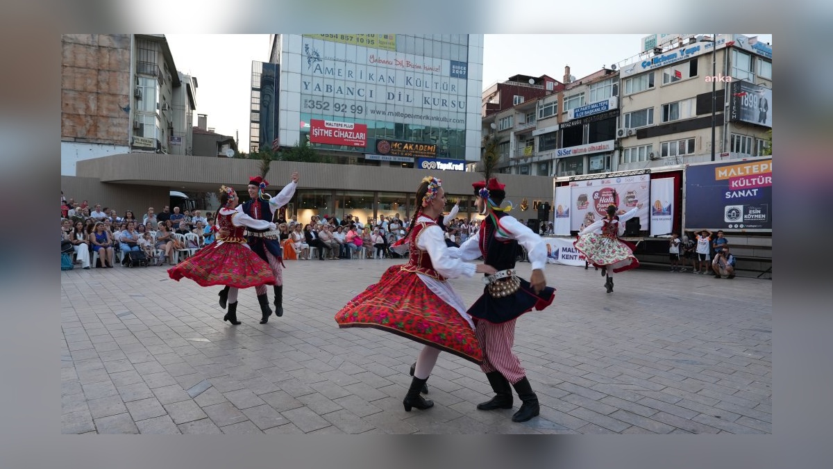Maltepe'de Uluslararası Halk Dansları Festivali sona erdi