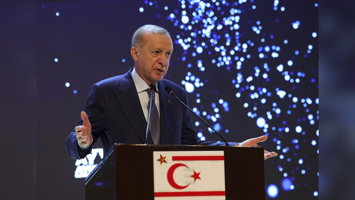 Erdoğan: KKTC, Doğu Akdeniz'in parlayan yıldızı
