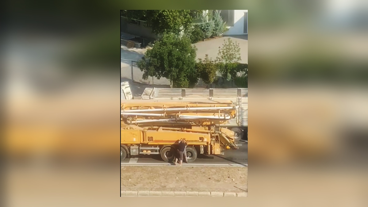 Aksaray'da yol verme kavgası: Beton mikseri operatörü bıçaklandı