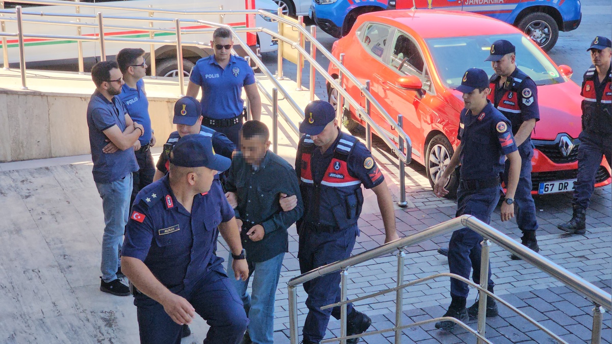 Zonguldak'ta üçlü cinayet: Düğünden dönen aileye bıçaklı saldırı