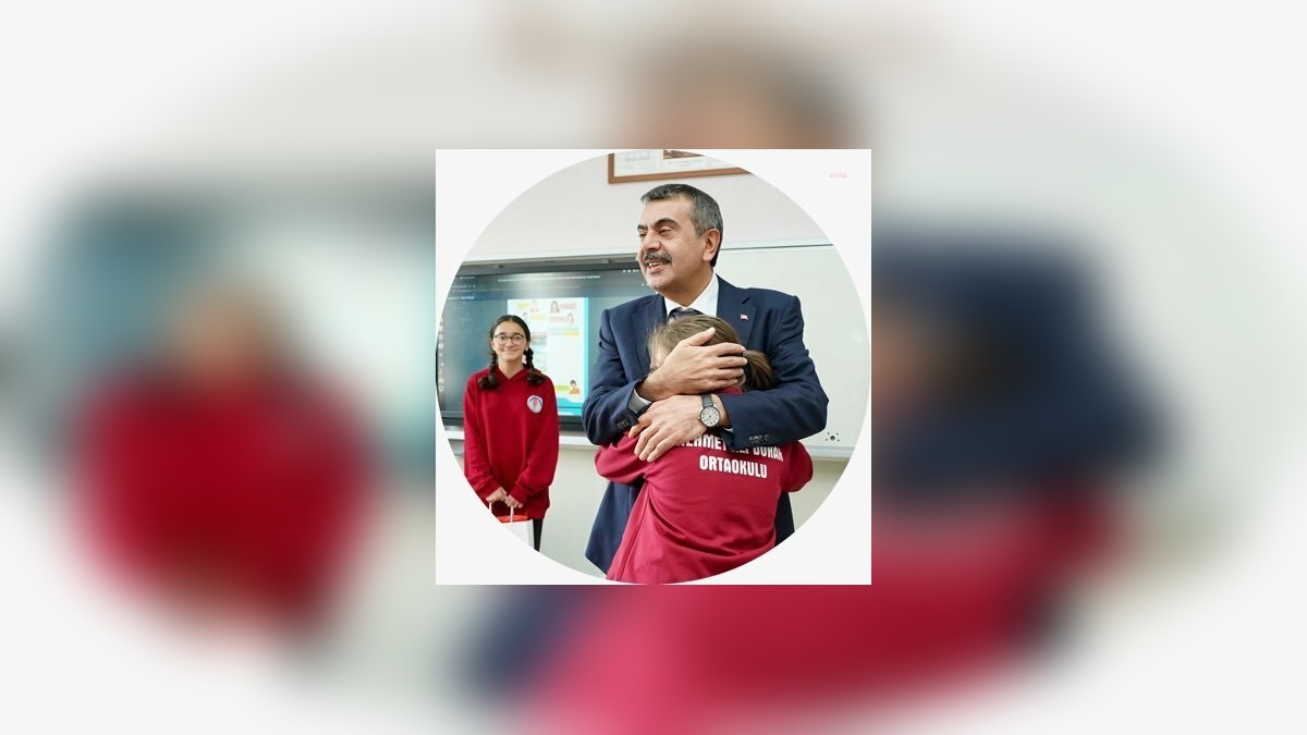 Milli Eğitim Bakanı Tekin: Öğrencilerimiz olimpiyatlarda büyük başarı gösterdi