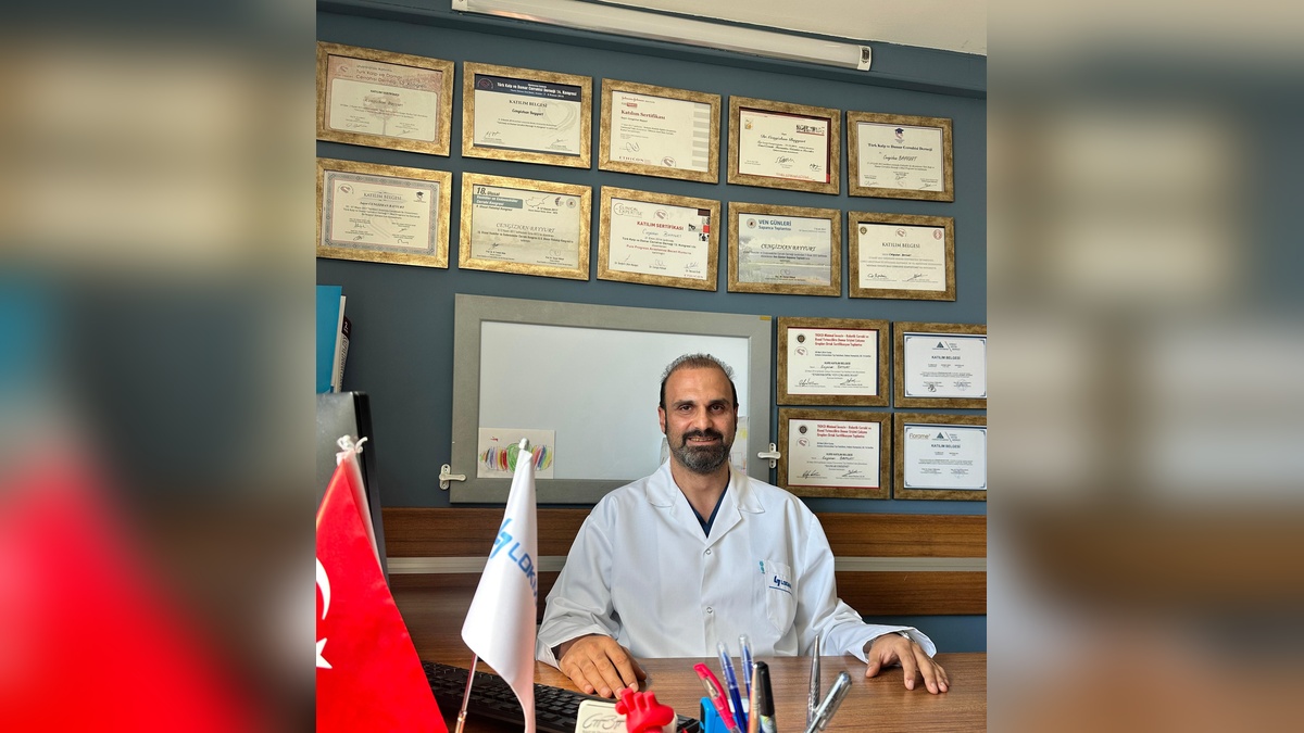 Yaz Sıcakları Varis Şikayetlerini Artırıyor: Op. Dr. Bayyurt Uyarıyor