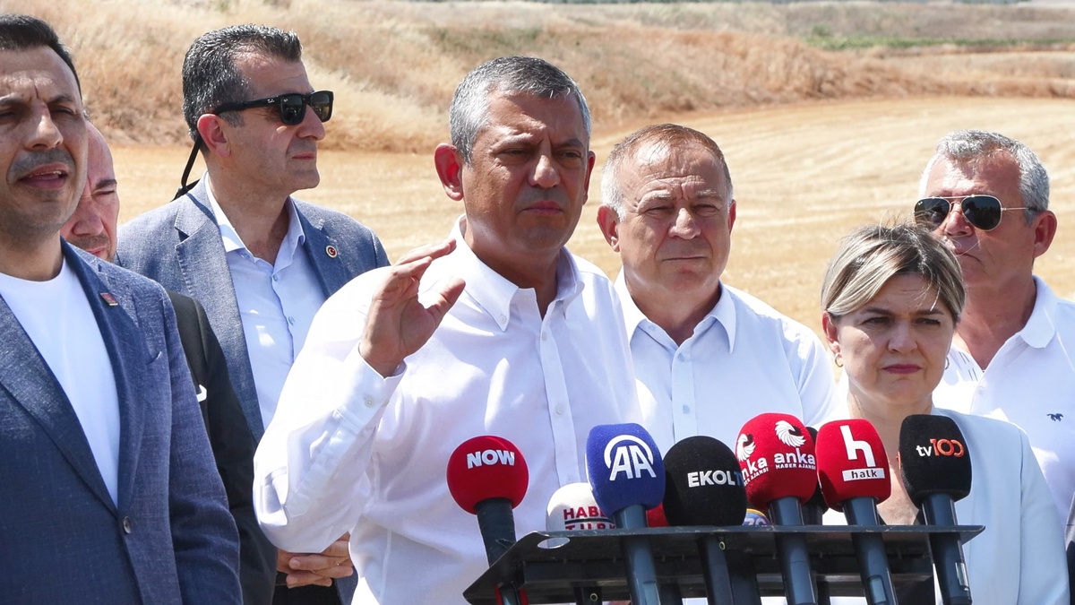 Özel'den İmamoğlu ziyareti açıklaması: 'Siyasi tutsaklar saray rejiminin esiri'