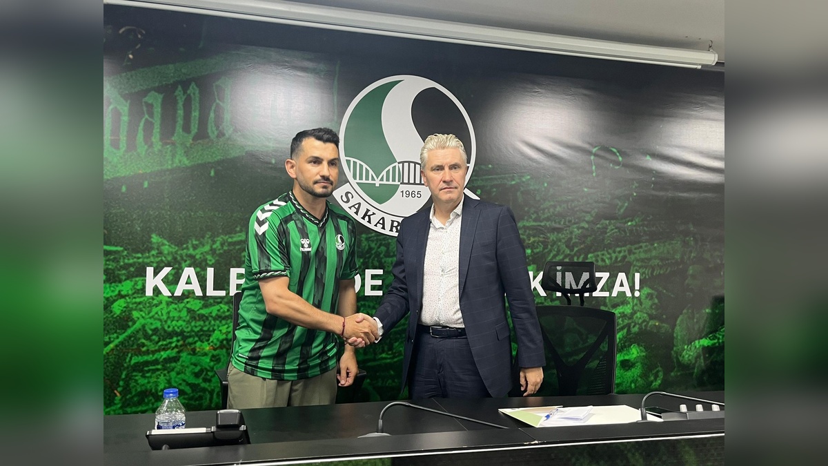 Sakaryaspor, Göktuğ Baytekin ve Emrah Başsan ile anlaştı