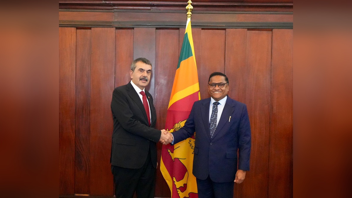 Tekin, Sri Lanka Dışişleri Bakanı Herath ile görüştü