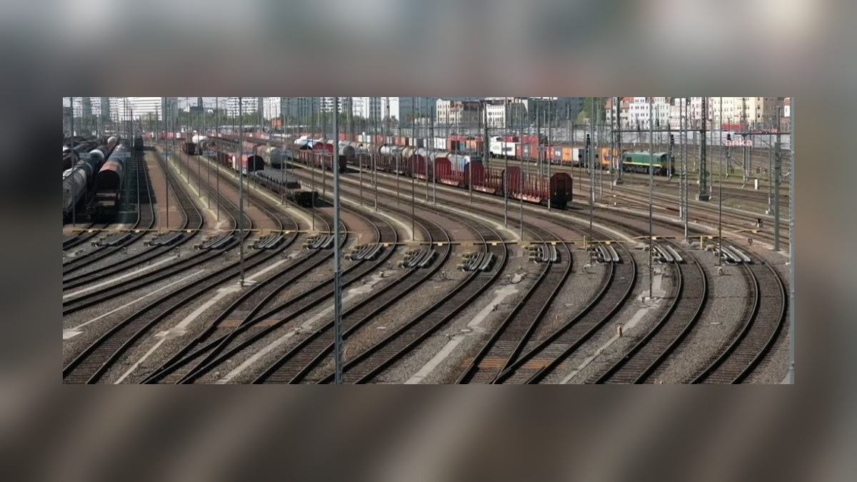 Almanya, demiryolu altyapısına 100 milyar avrodan fazla yatırım yapacak