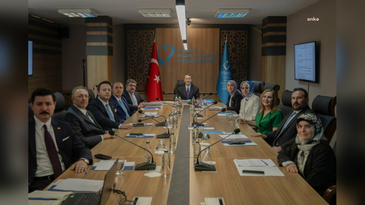 Fahrettin Altun: İnsan hakları ve eşitlik için önemli işlere imza atacağız
