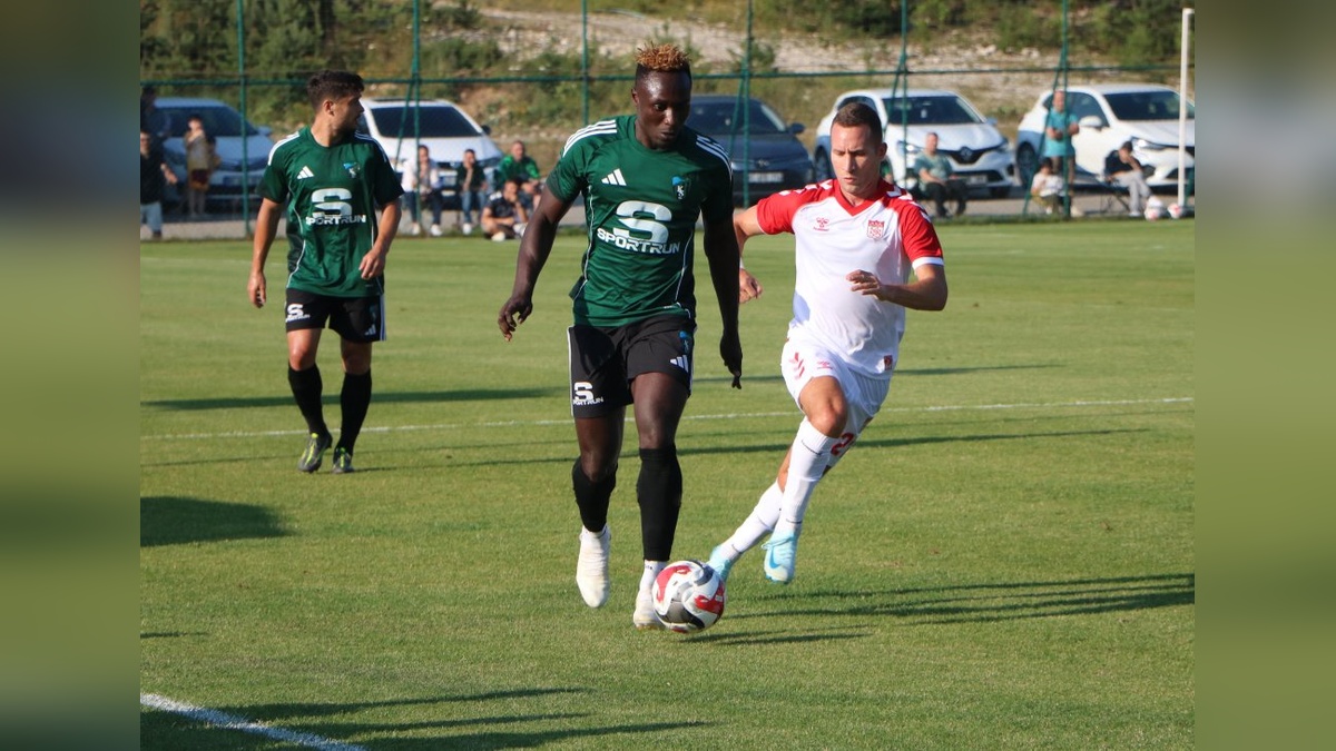 Kocaelispor, Sivasspor'u 2-1 yendi