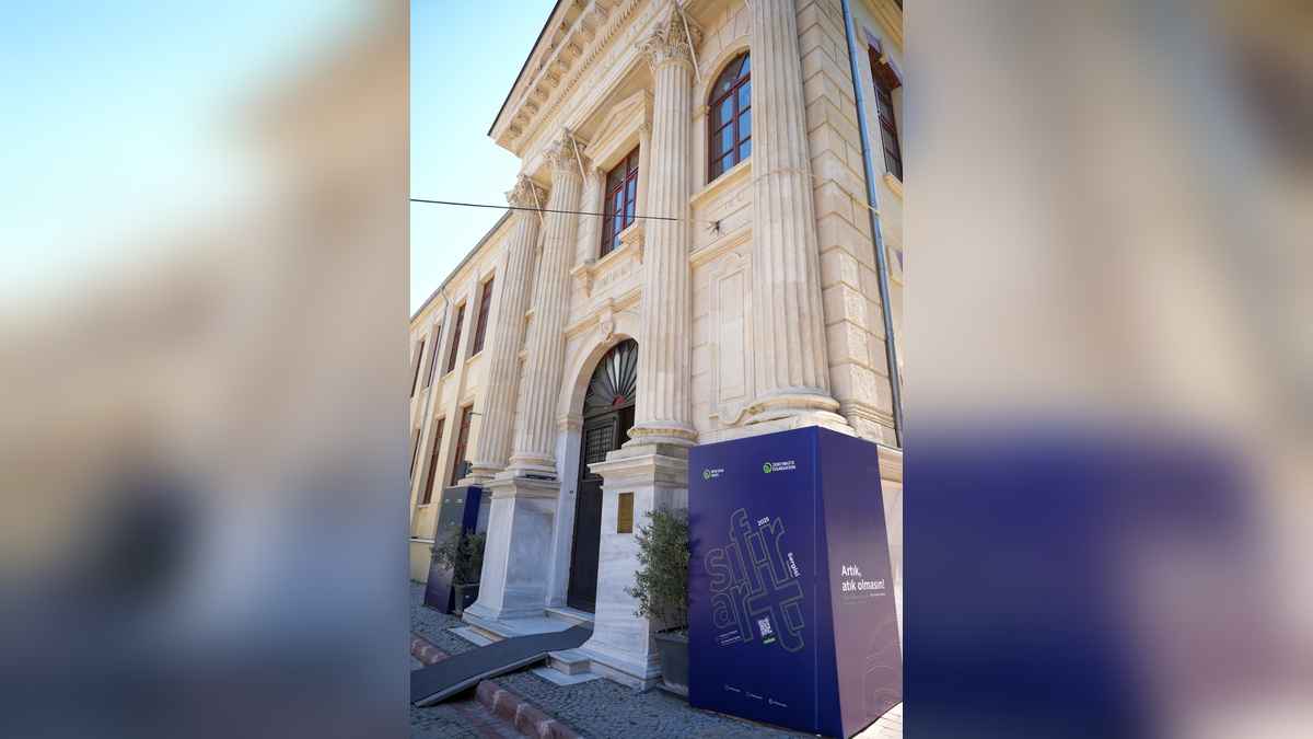 Balat'ta 'Sıfır Artı' sergisi: Atıklar sanat eserine dönüştü