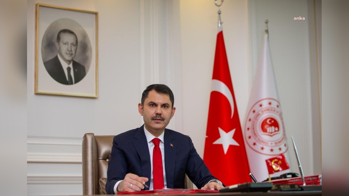 Murat Kurum: Orman yangınlarında 87 bina hasarlı