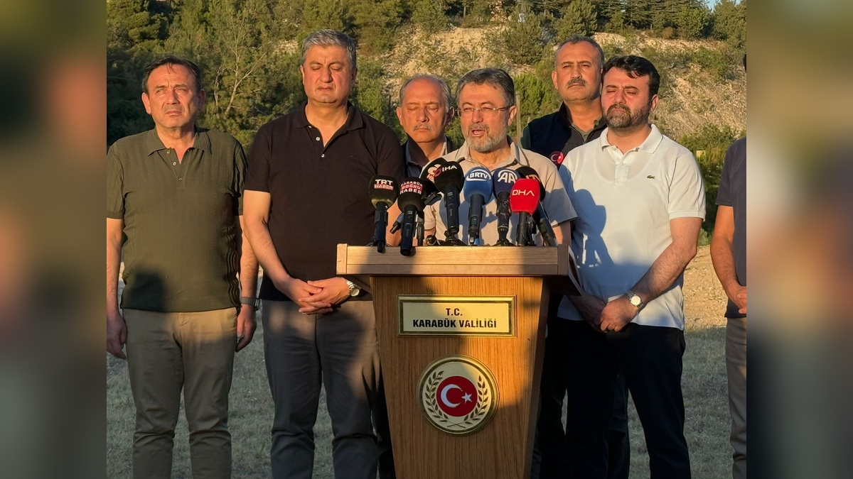 Yumaklı: Sakarya, Bilecik ve Eskişehir yangınları kontrol altında, Karabük'te mücadele sürüyor