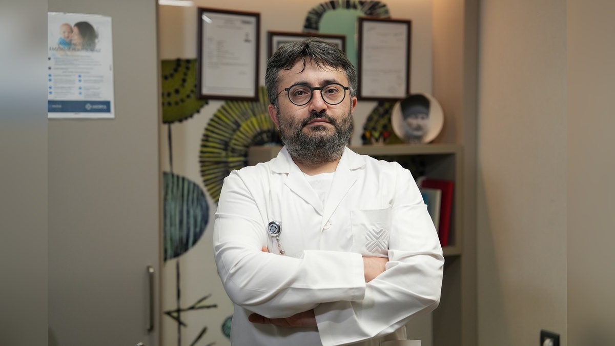 Op. Dr. Şamil Amirjanov: Sünnet için ideal zaman bir yaş üstü
