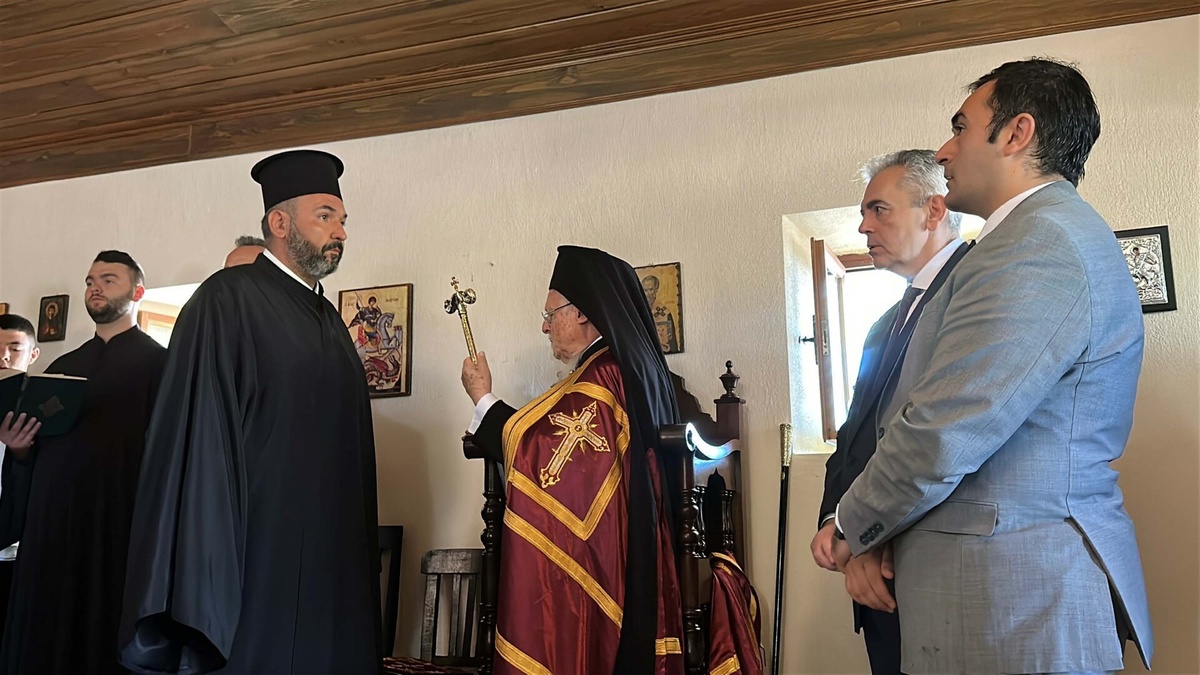 Bozcaada'da Aya Paraskevi Günü ayini