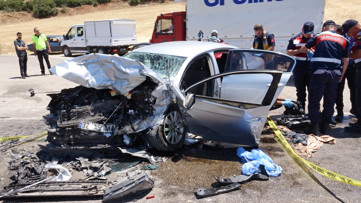 Türkiye'de 6 Ayda 313 Bin Trafik Kazası: 1125 Ölüm