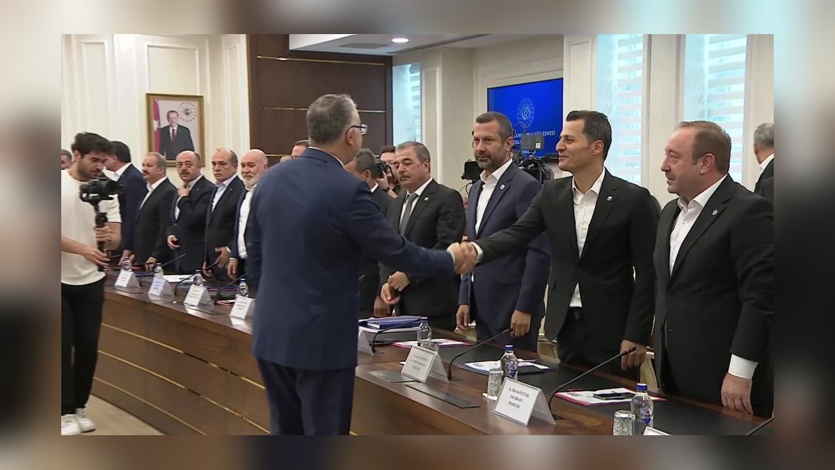 Işıkhan: Kamu çalışanlarına yüzde 130'luk artış sağlandı