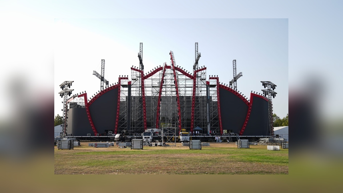 İstanbul Festivali'nde Jennifer Lopez konseri: 20 bin piksellik dev ekranda özel koreografi