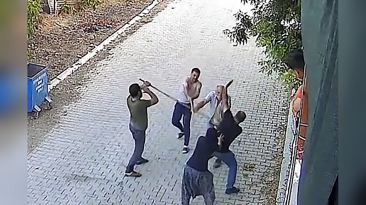 Adana'da miras kavgası: Baba, oğlunu av tüfeğiyle öldürdü, diğerini yaraladı