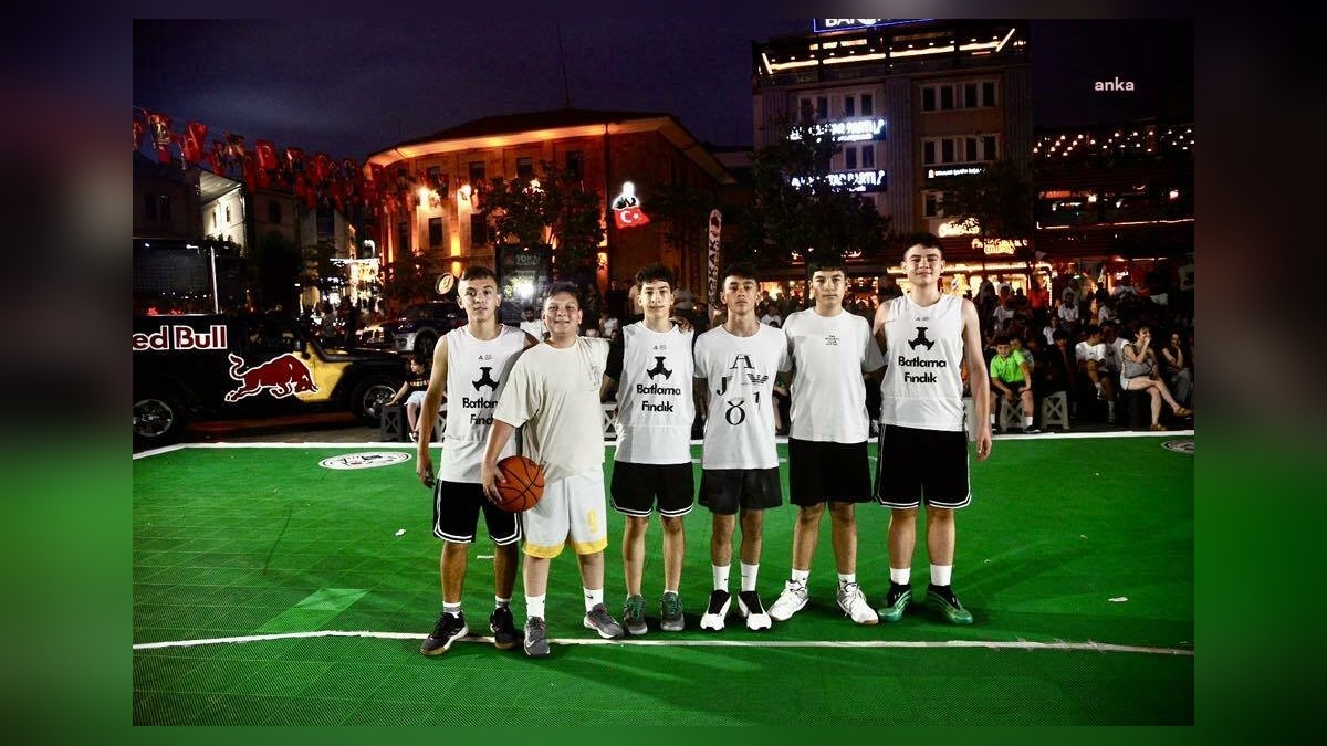 Giresun Sokak Basketbolu Turnuvası'nda yarı final eşleşmeleri belli oldu