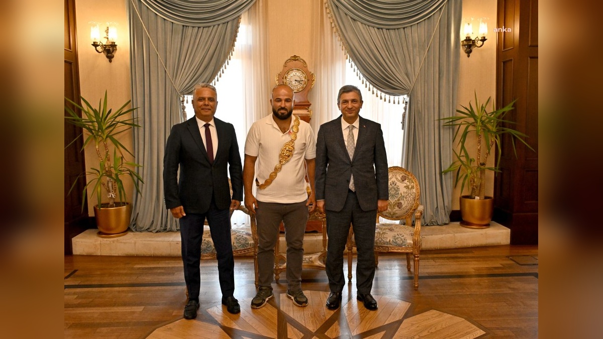 Orhan Okulu, Vali Şahin'i ziyaret etti