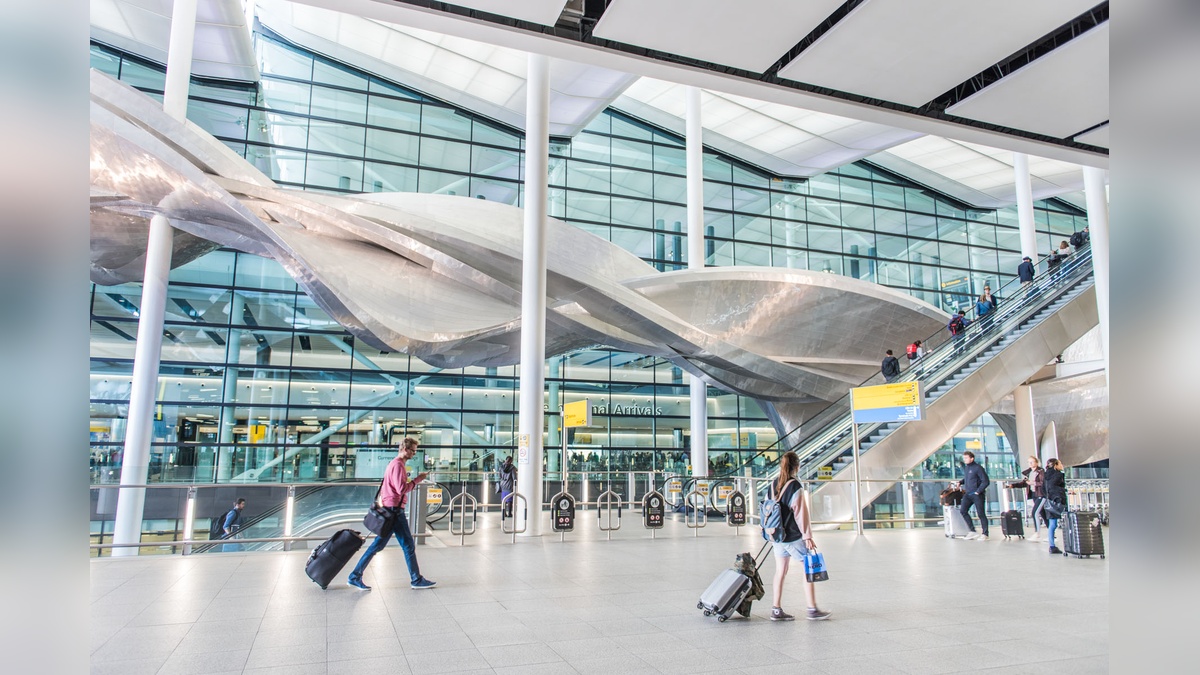 Londra hava sahası teknik arıza nedeniyle kapandı