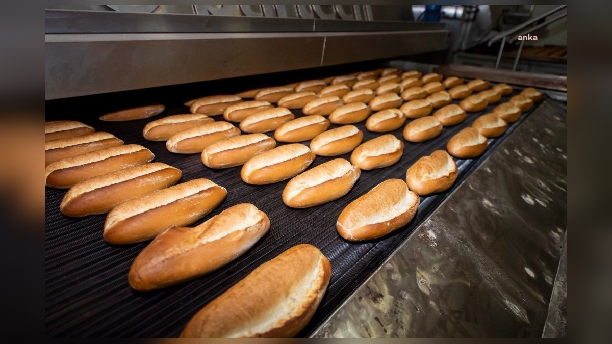 İzmir'de ekmek fiyatı 15 TL oldu