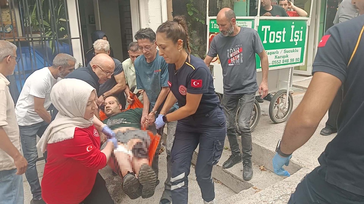 Bursa'da alacak verecek meselesi kavgaya dönüştü: 2 bacağından vurulan Zafer Atilla yaralı