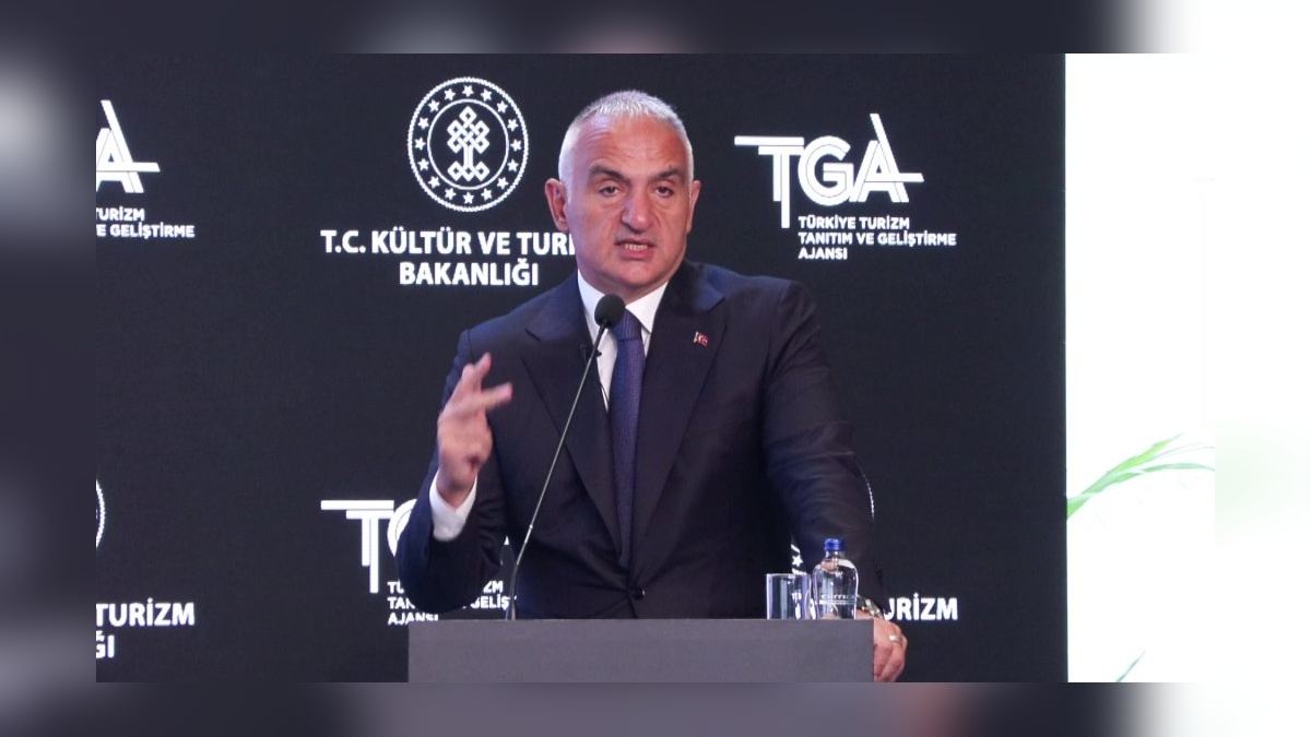 Ersoy: 2025'in ilk yarısında turizmde rekor gelir