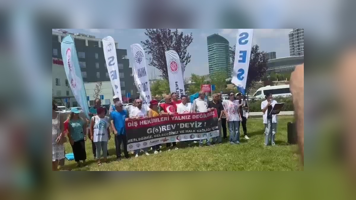 Ankara'da diş hekimleri iki günlük iş bırakma eylemi başlattı: Adil ödeme ve çalışma koşulları talep ediliyor