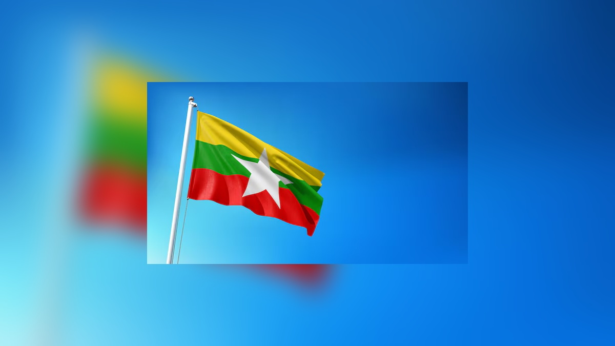 Myanmar'da 4,5 yıllık olağanüstü hal sona erdi