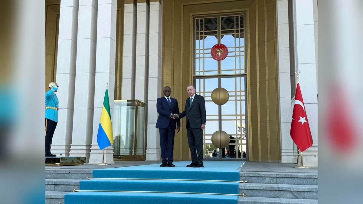 Erdoğan, Gabon Cumhurbaşkanı Nguema'yı resmi törenle karşıladı
