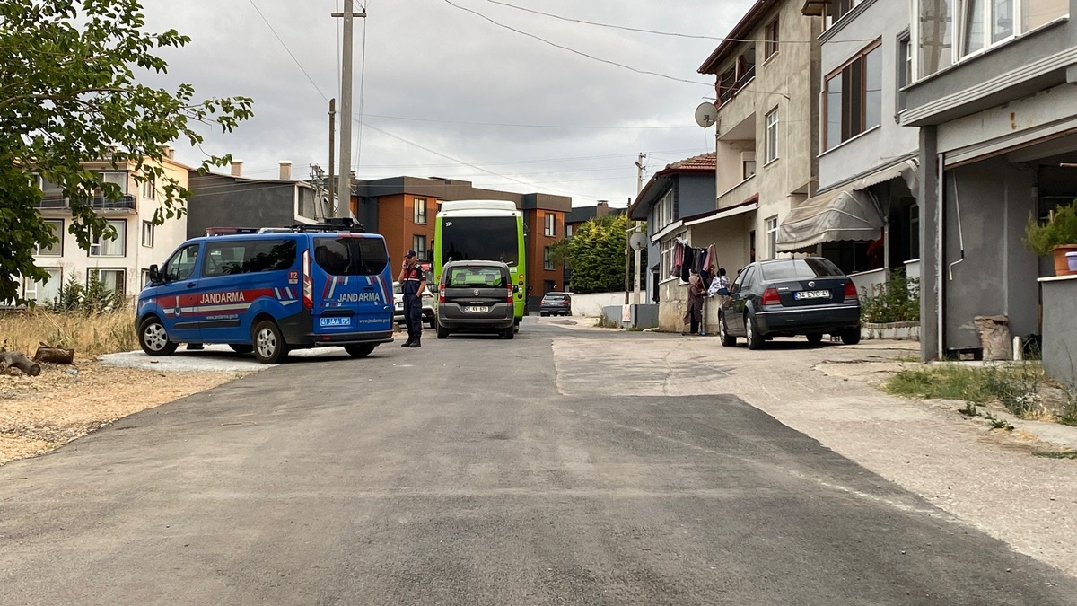 İzmit'te akaryakıt istasyonu tartışması silahlı kavgaya dönüştü: 5 yaralı