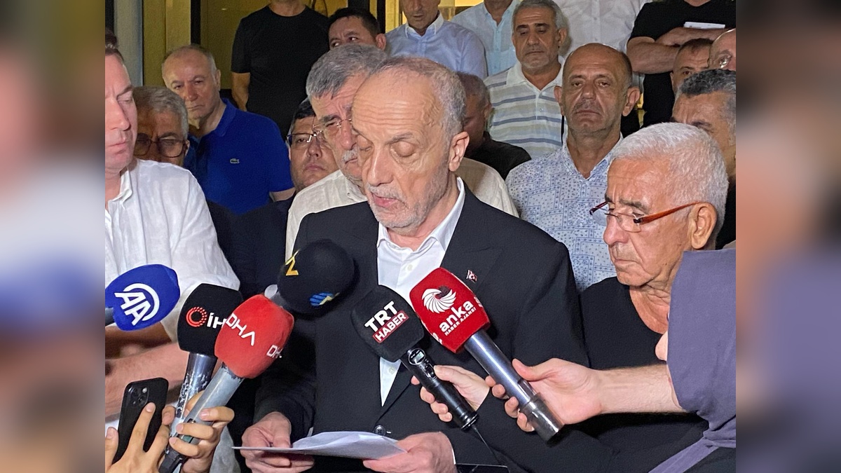 Atalay, Sendika Yöneticileriyle Toplantı Sonrası Açıklama Yaptı: İşçiler Cumartesi Karar Verecek