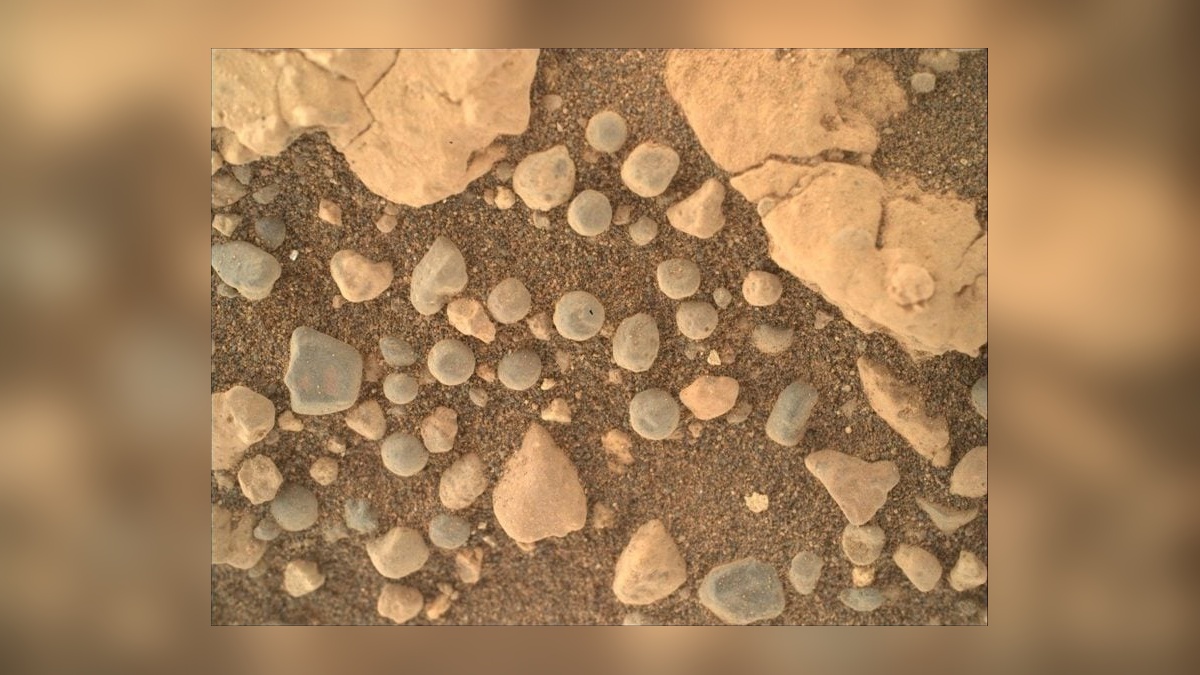 Mars'ta gizemli küresel kayaçlar keşfedildi